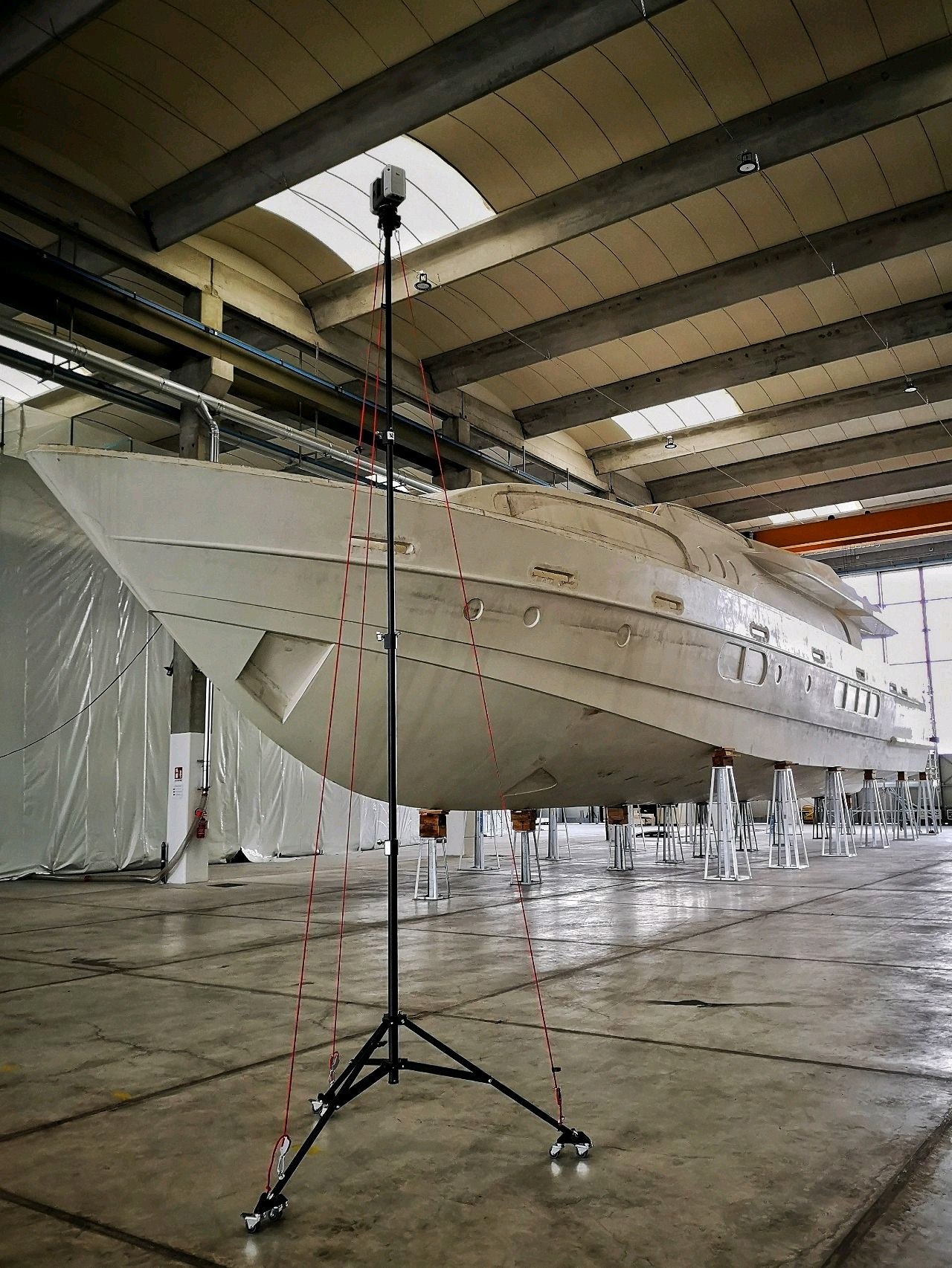 Elevatore telescopico per laser scanner UPLIFT 500 SCAN & GO